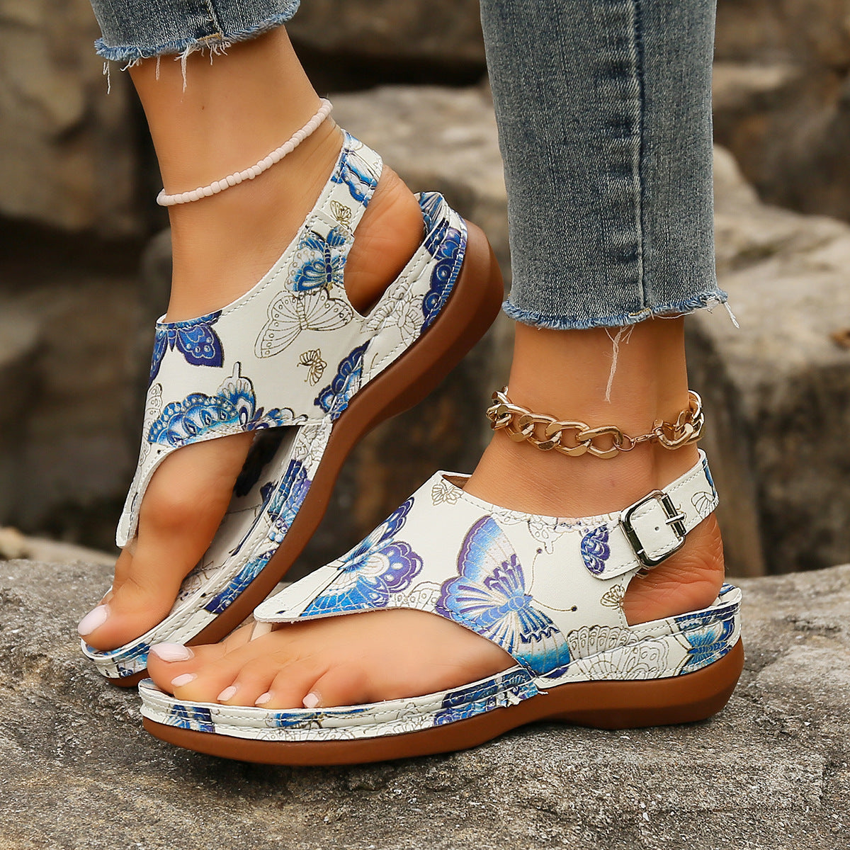 LUXE CHIC Women's Fashion Casual Flower Back Buckle Wedge Sandals