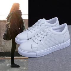 Sports casual shoes with lace up front