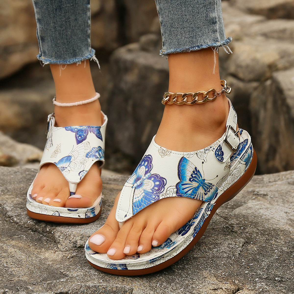 LUXE CHIC Women's Fashion Casual Flower Back Buckle Wedge Sandals