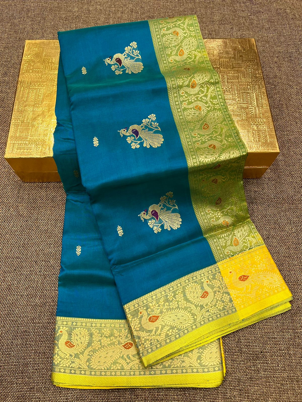 LUXE CHIC Dagina paithani Saree