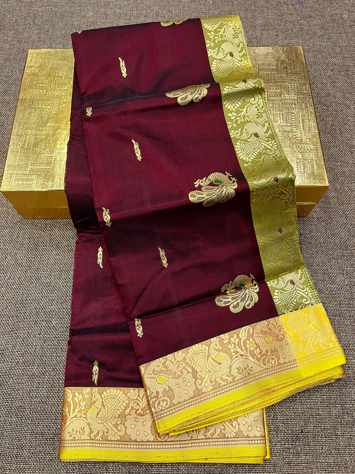 LUXE CHIC Dagina paithani Saree