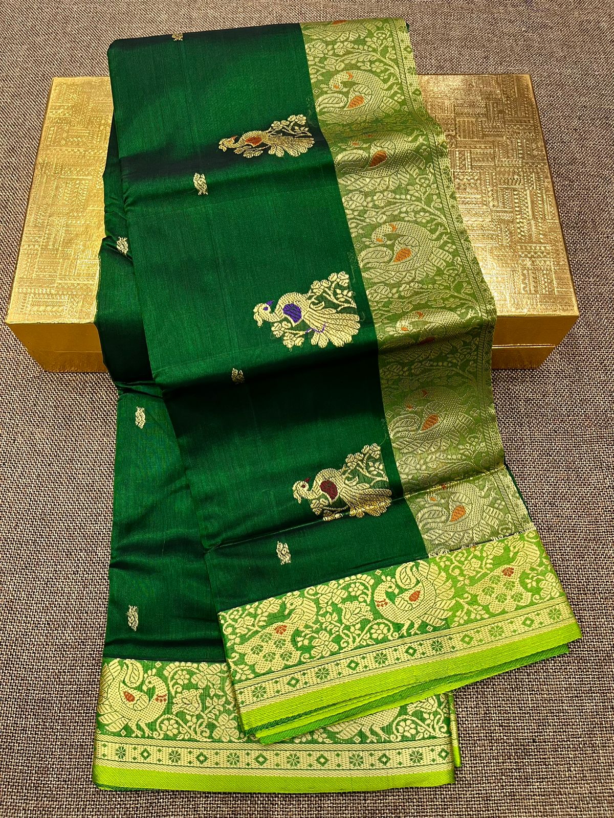 LUXE CHIC Dagina paithani Saree