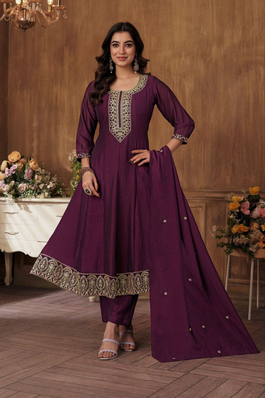 LUXE CHIC Embroidery Work Ethnic Wear